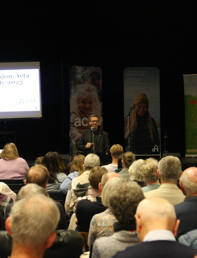 Årsmøte på Viken folkehøyskole med Kjetil Haga som taler